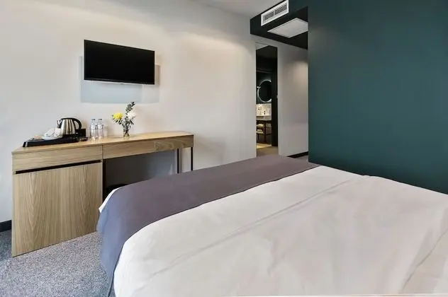 Economy Tek Büyük Yataklı Oda