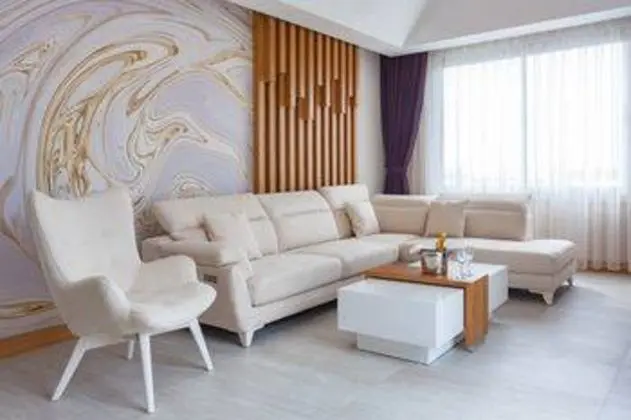Aile Odası, Kara veya Havuz Manzaralı, Balkonlu