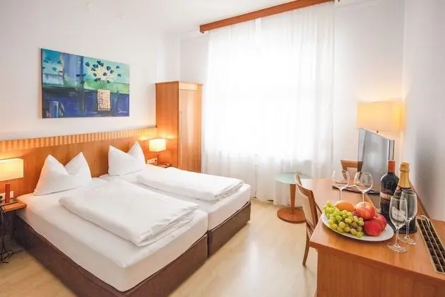 Family Dört Kişilik Oda