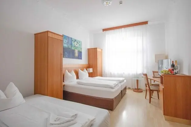 Family Dört Kişilik Oda