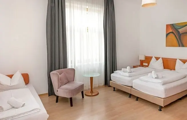 Family Dört Kişilik Oda