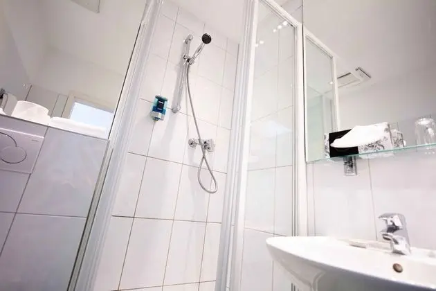 Family Dört Kişilik Oda