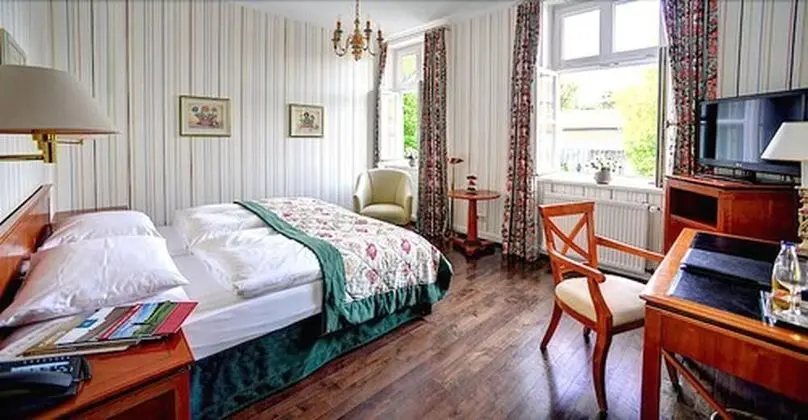 Comfort Tek Büyük Yataklı Oda