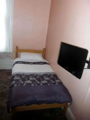 Tek Kişilik Oda, Ortak Banyo
