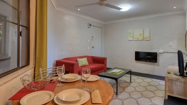 Standard Süit, 1 Yatak Odası, Sigara İçilmez, Küçük Mutfak (Queen Double Room)