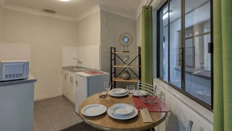 Standard Süit, 1 Yatak Odası, Sigara İçilmez, Küçük Mutfak (Queen Double Room)