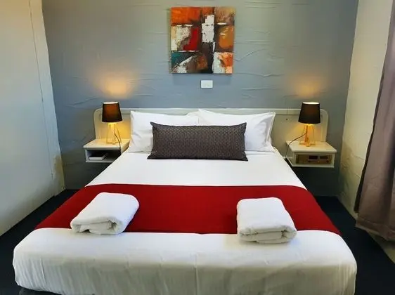 Standard Süit, 1 Yatak Odası, Sigara İçilmez, Küçük Mutfak (Twin Room)