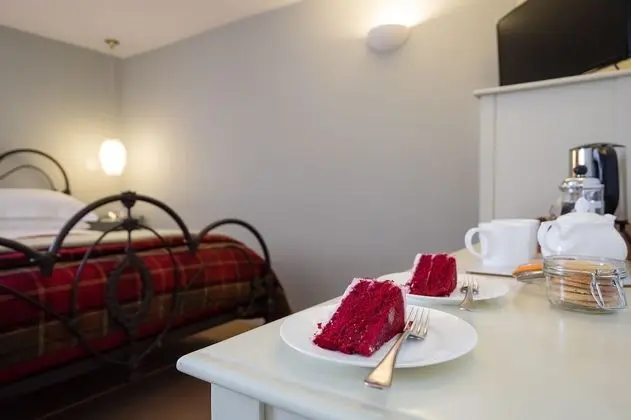 Tek Büyük Yataklı Oda (Garden View Room 4)