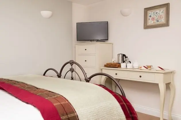 Tek Büyük Yataklı Oda (Garden View Room 4)