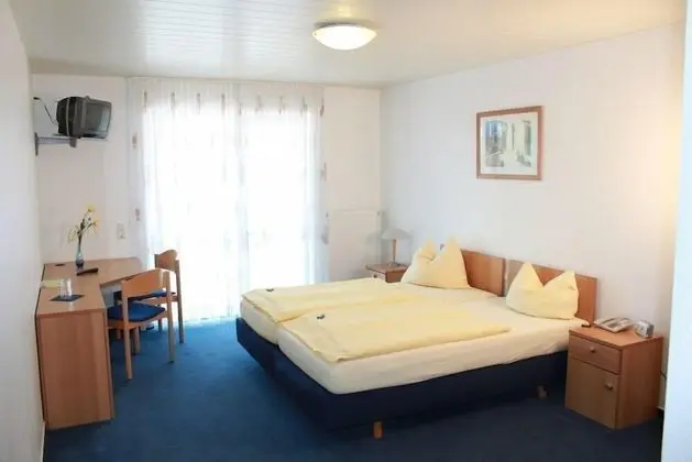 Tek Büyük Yataklı Oda