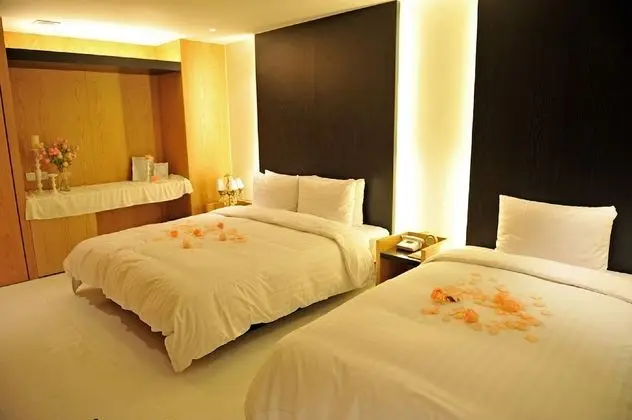 Family Süit (check-in available until 11 pm)