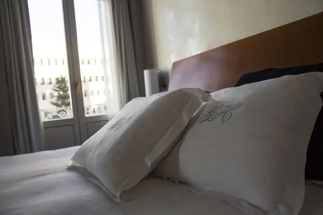 Junior Süit, 1 En Büyük (King) Boy Yatak, Balkon, Şehir Manzaralı (Mini)
