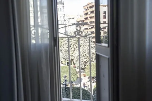 Junior Süit, 1 En Büyük (King) Boy Yatak, Balkon, Şehir Manzaralı (Mini)