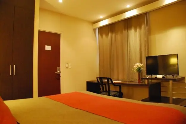 Tek Büyük Yataklı Oda, 1 Büyük (Queen) Boy Yatak