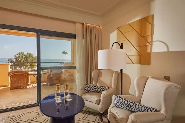 Junior Suite Deluxe Frontal Ocean View (2 ad)