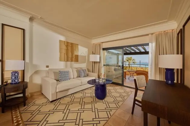 Junior Suite Deluxe Frontal Ocean View (2 ad)