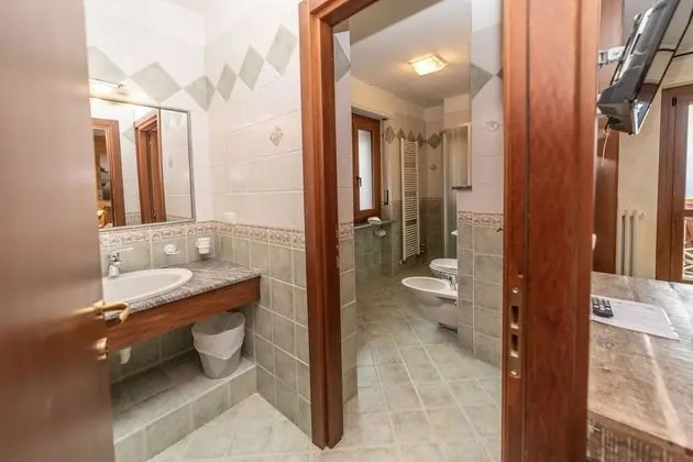 Standard Tek Büyük veya İki Ayrı Yataklı Oda
