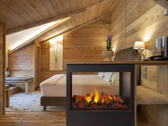 Junior Süit, 1 En Büyük (King) Boy Yatak ve Çekyat