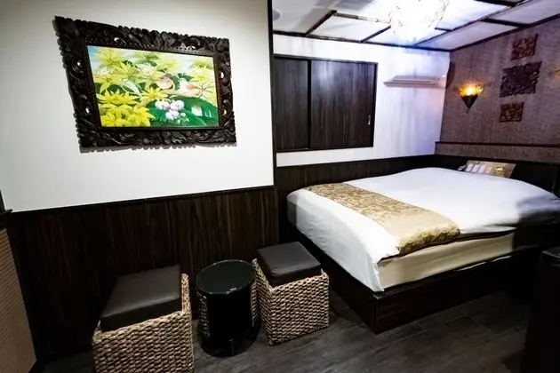 Oda (Pretty Room)