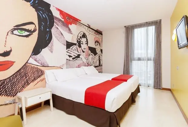 Tek Büyük veya İki Ayrı Yataklı Oda