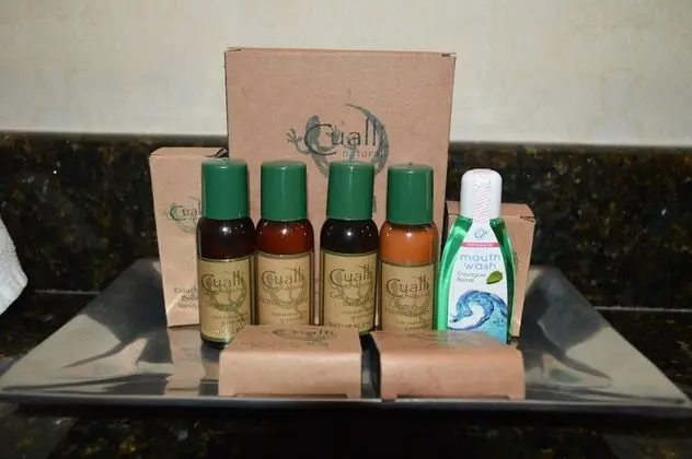 Deluxe Tek Büyük Yataklı Oda, 2 Çift Kişilik Yatak