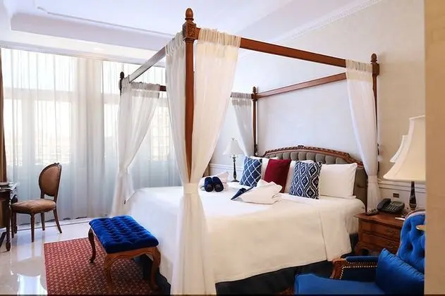 Master Suite Zocalo View