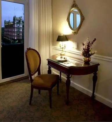 Master Suite Zocalo View