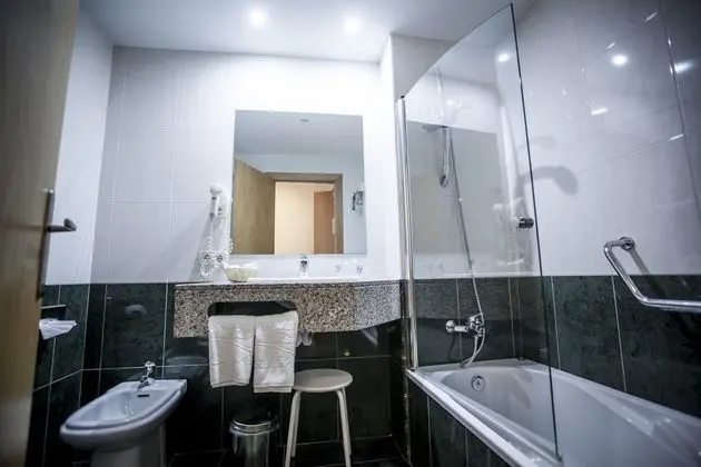 1 Çift Kişilik Veya 2 Tek Kişilik Yatak Standard