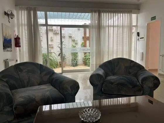 Üç Kişilik Oda