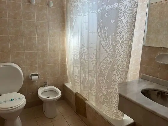Üç Kişilik Oda