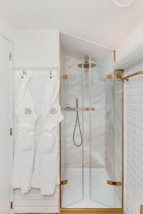 Deluxe Tek Büyük veya İki Ayrı Yataklı Oda, Nehir Manzaralı