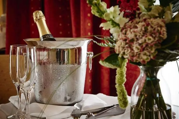 Junior Süit, Şehir Manzaralı