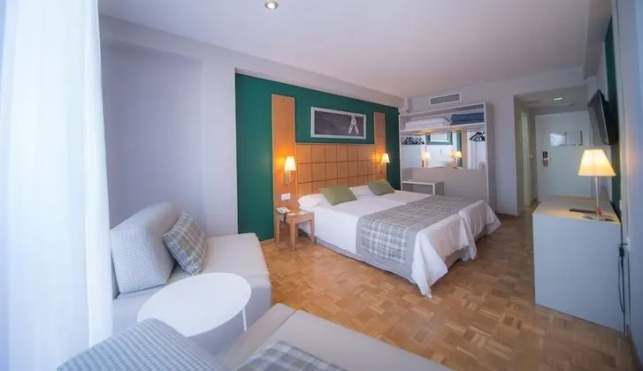 Üç Kişilik Oda (2 adults + 1 child)