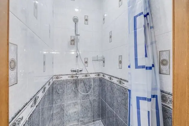 İki Ayrı Yataklı Oda, Ortak Banyo (Larnaca)
