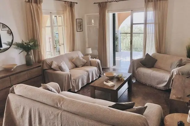 Grand Villa, 4 Yatak Odası, Kişiye Özel Havuzlu, Deniz Manzaralı