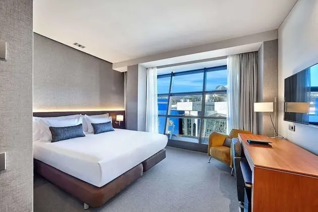 Oda (Smart Guggenheim Views)