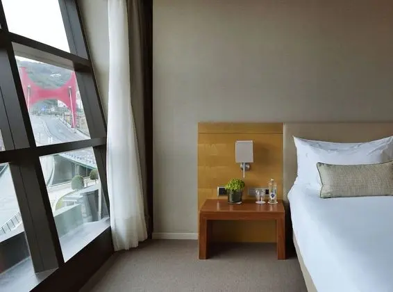 Premier Guggenheim View