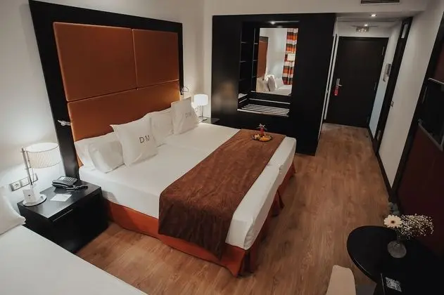 Üç Kişilik Oda (2+1)