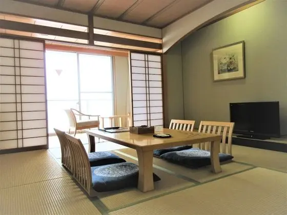 Oda, Sigara İçilmez (Run of House)