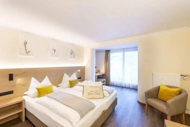 Comfort Tek Büyük veya İki Ayrı Yataklı Oda