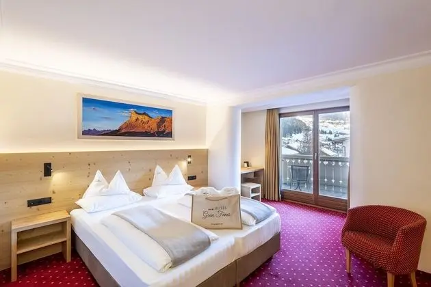 Comfort Tek Büyük veya İki Ayrı Yataklı Oda