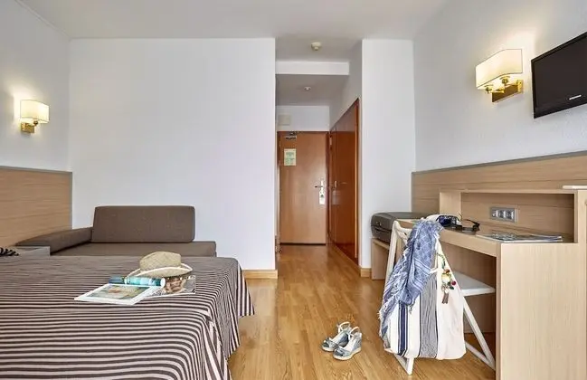 Standard Tek Büyük veya İki Ayrı Yataklı Oda (No Access to Avana Rooftop)