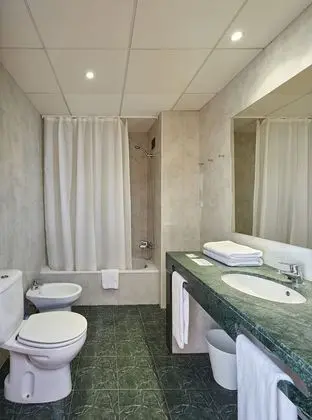 Standard Tek Büyük veya İki Ayrı Yataklı Oda (No Access to Avana Rooftop)