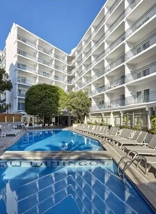 Standard Tek Büyük veya İki Ayrı Yataklı Oda (No Access to Avana Rooftop)