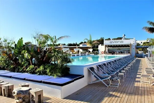 Superior Büyük Yataklı Tek Kişilik Oda (Access to Avana Rooftop)