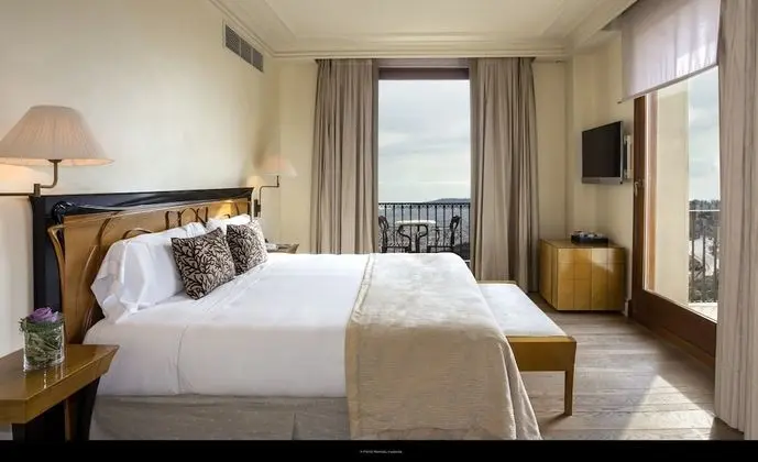 Junior Süit, Dağ Manzaralı