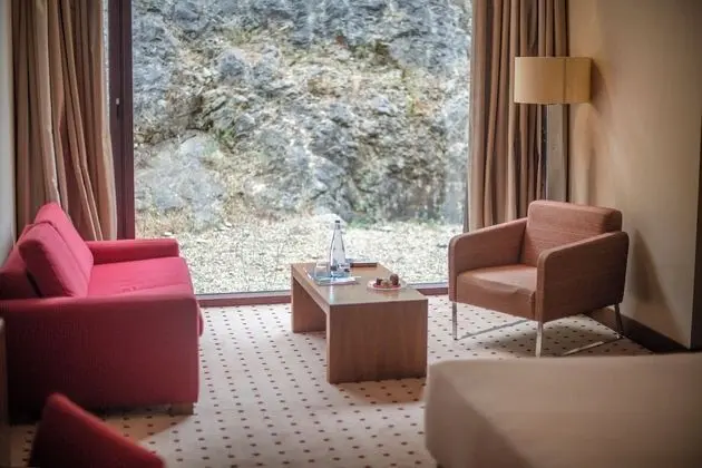 Standard Büyük Yataklı Tek Kişilik Oda