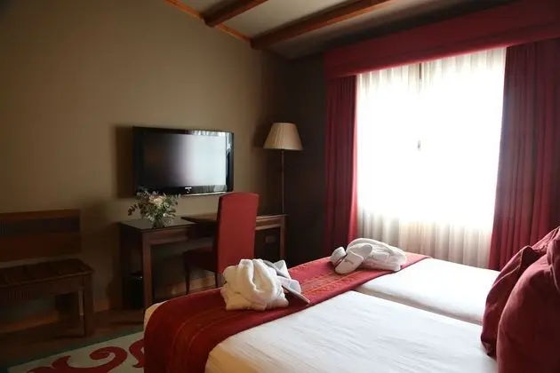 Family Villa (2 Adults and 2 Children)