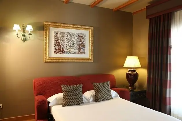 Family Villa (2 Adults and 2 Children)