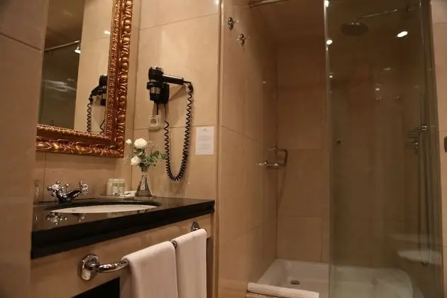 Family Villa (2 Adults and 2 Children)